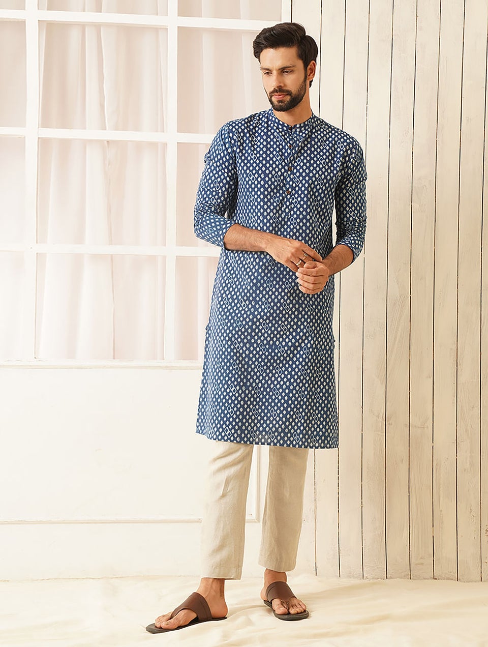 Men Blue Cotton Block Print Mandarin Collar Regular Fit Kurta - 40