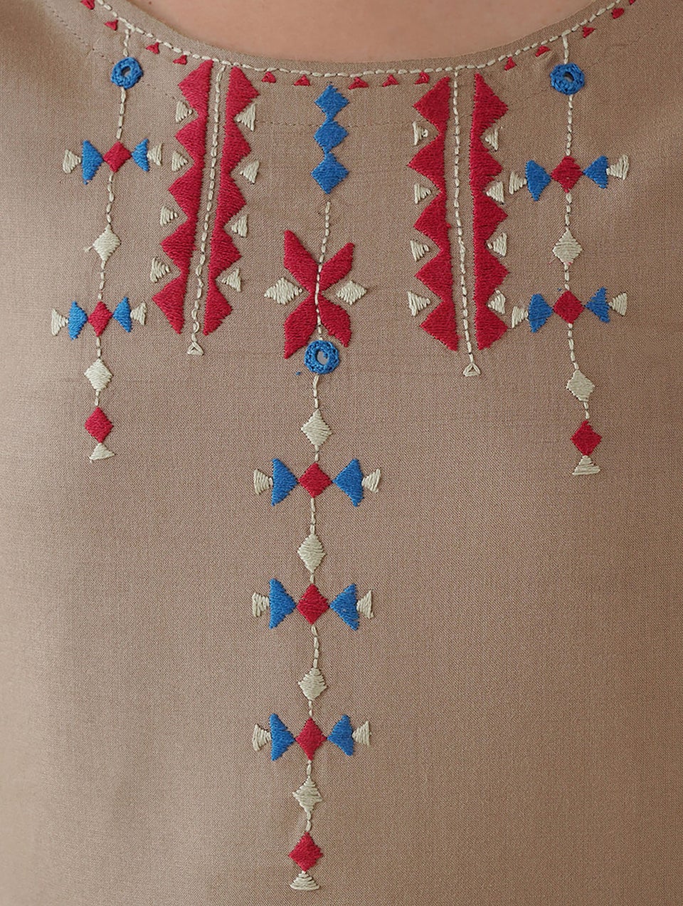 Women Beige Embroidered Silk Viscose Kurta With Pockets - XS