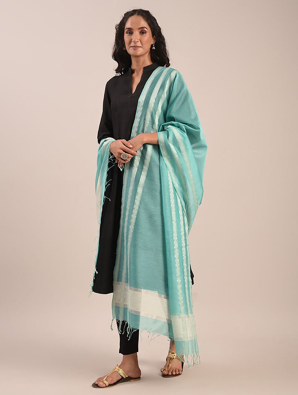 Women Light Green Handwoven Silk Cotton Dupatta