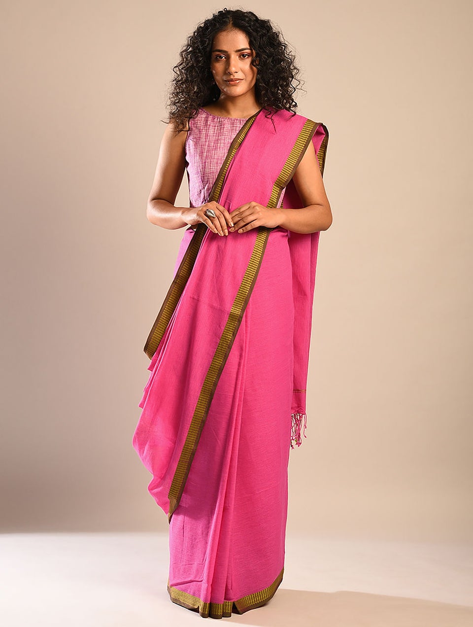 Women Pink Handwoven Cotton Saree