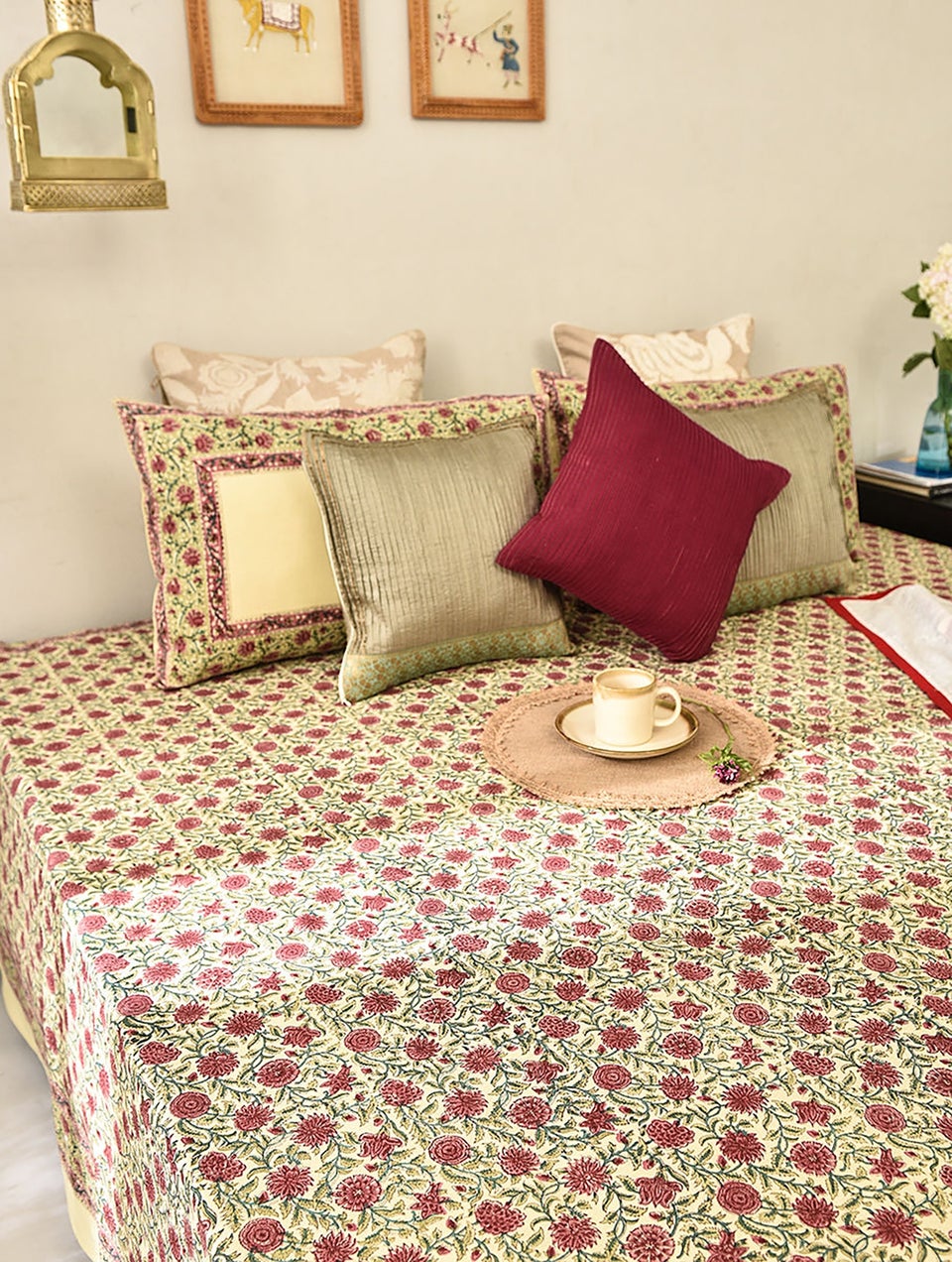 Multicolor Handblock Printed Cotton Bedsheet With Pillow Covers