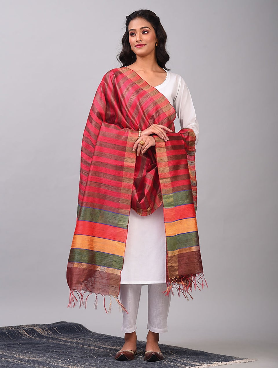 Women Red Handloom Mulberry Silk Dupatta