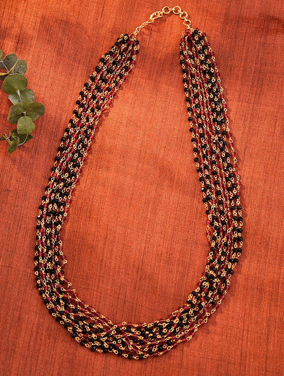 Women Red Black Gold Tone Beaded Necklace