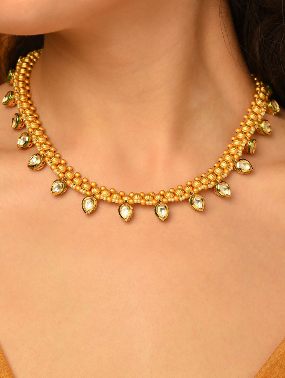 Women Gold Tone Kundan Necklace Set