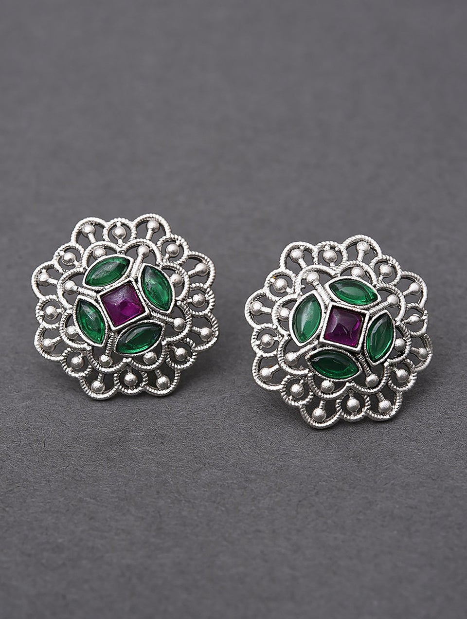 Women Silver Push Back Brass Studs