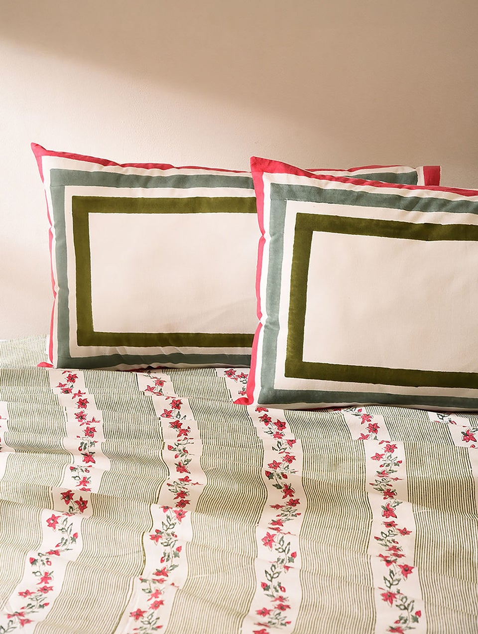 Handblock Printed Cotton Bedsheet With Pillow Covers