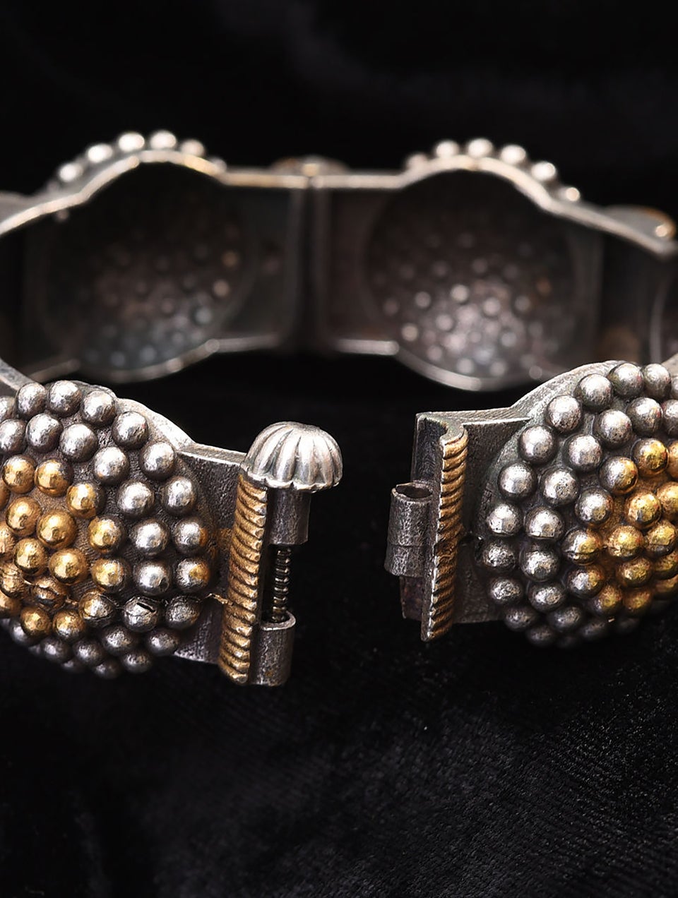 Women Dual Tone Tribal Openable Bangle