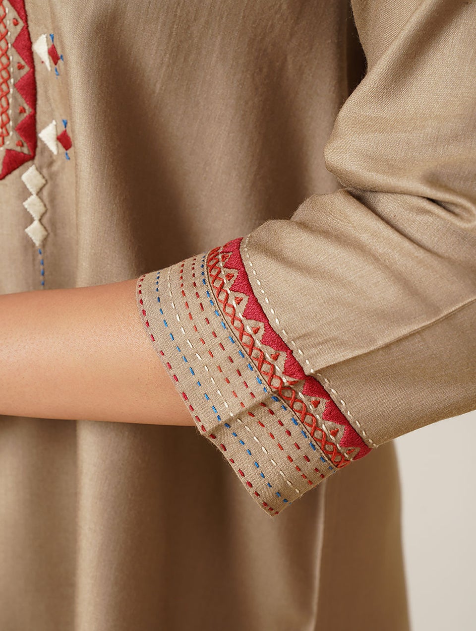 Women Beige Embroidered Silk Viscose Tunic - XS