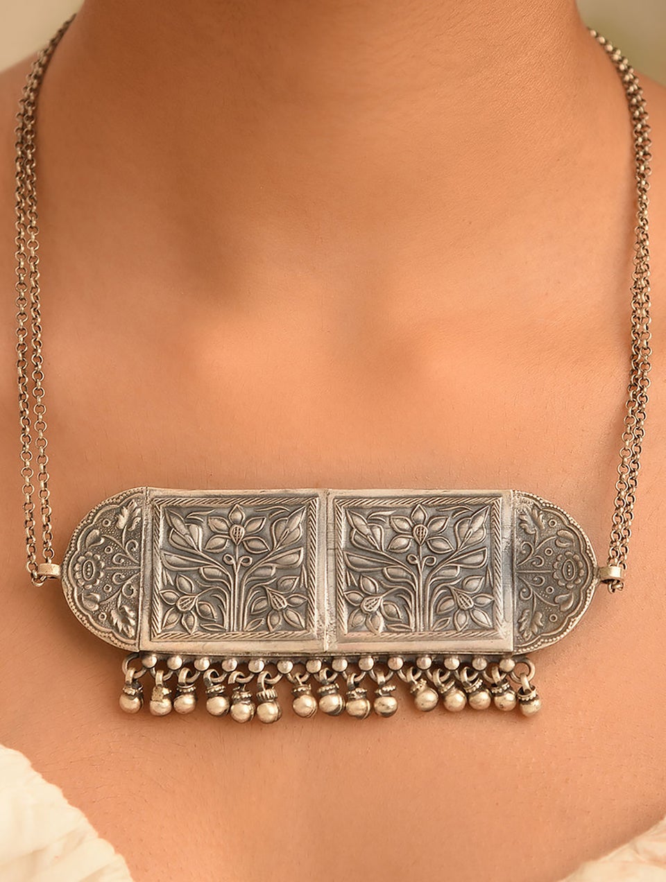 Women Tribal Silver Necklace