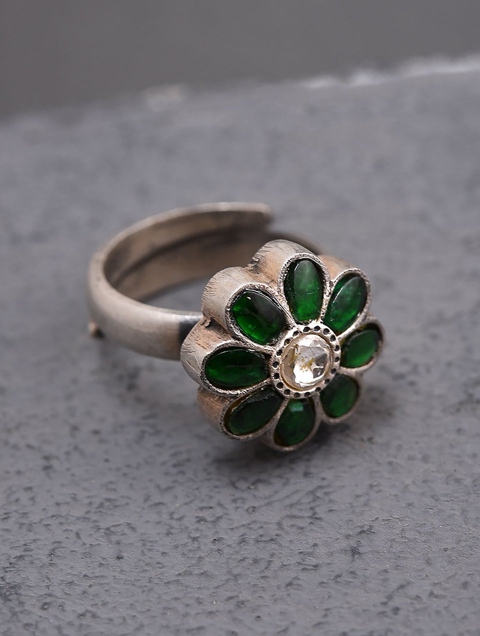 Women Green Silver Adjustable Ring With Kempstone