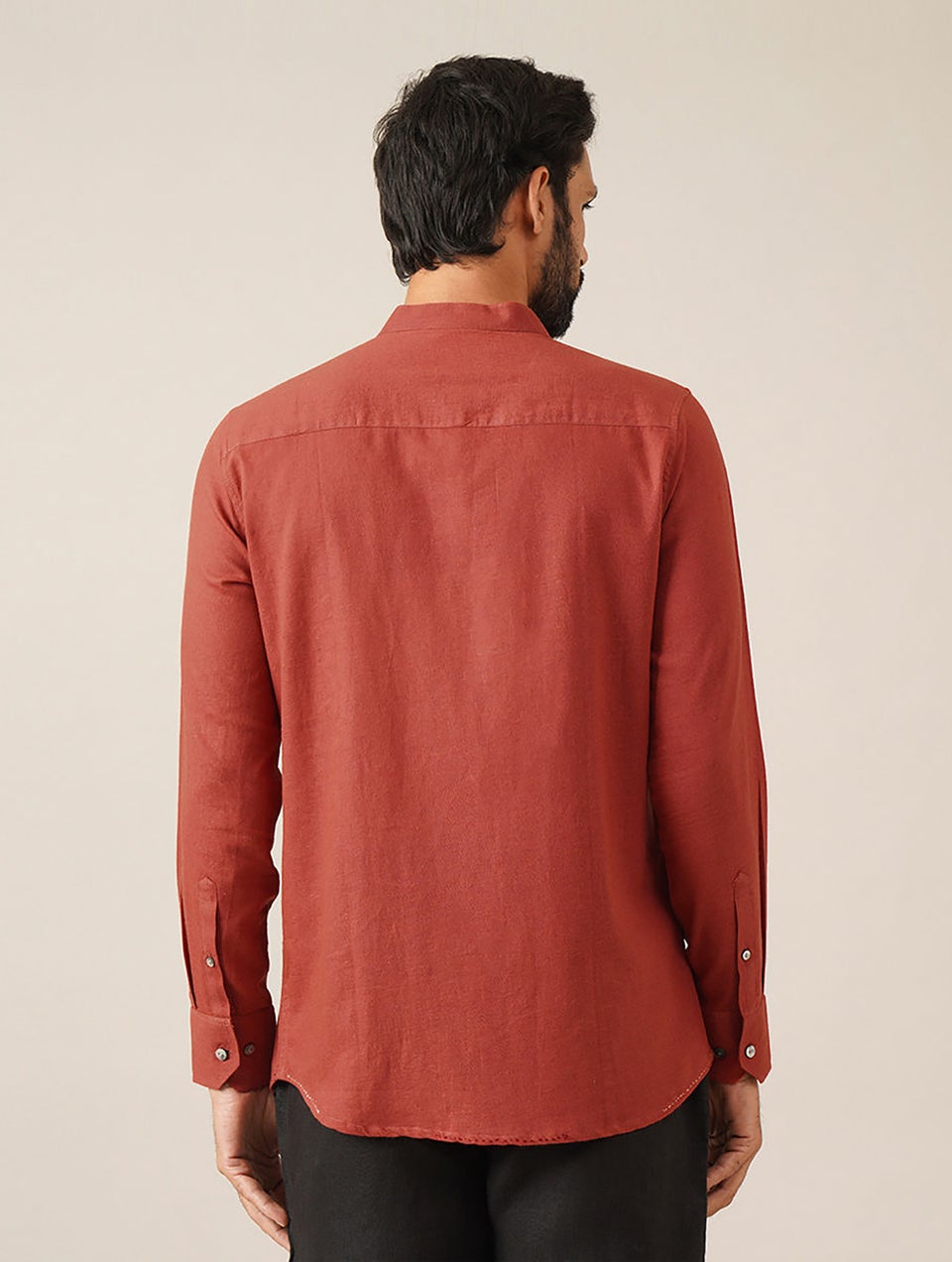 Men Maroon Red Cotton Solid Mandarin Collar Regular Fit Shirt - 38