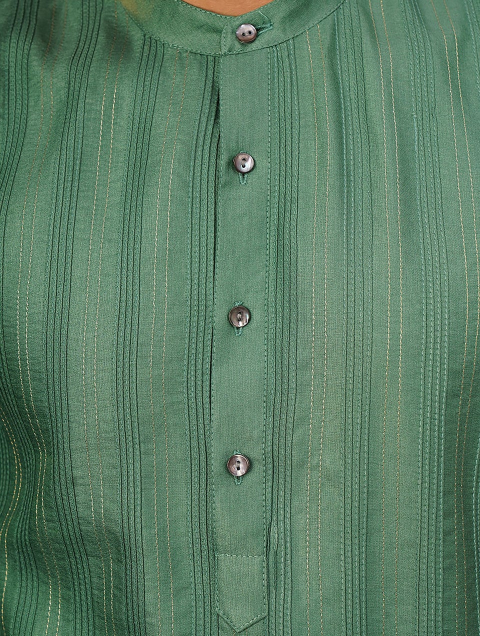 Men Green Tussar Cotton Pintuck Long Kurta - 38