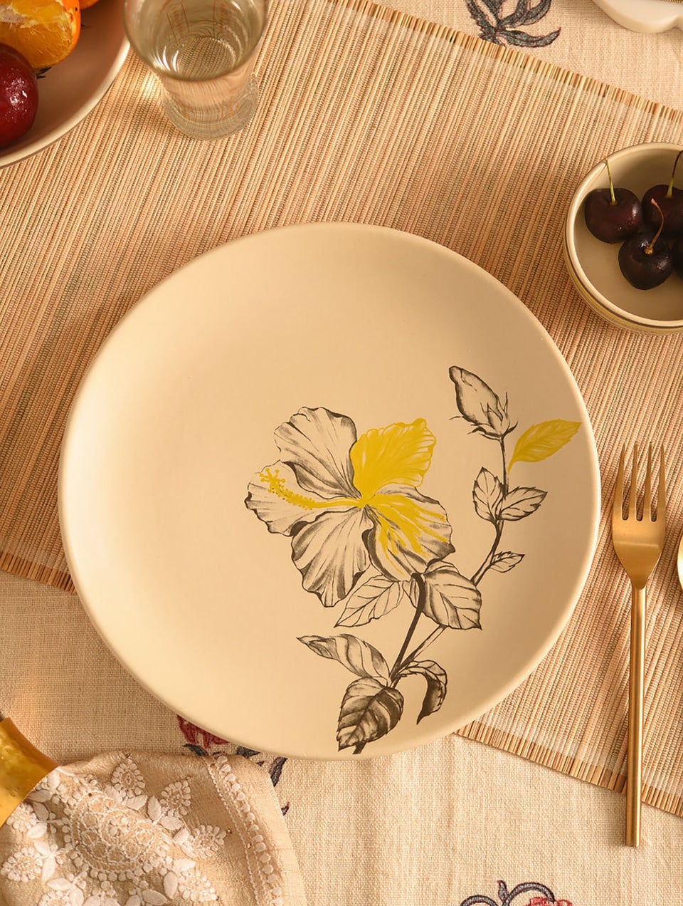 Hibiscus Printed Stoneware Dinner Plate