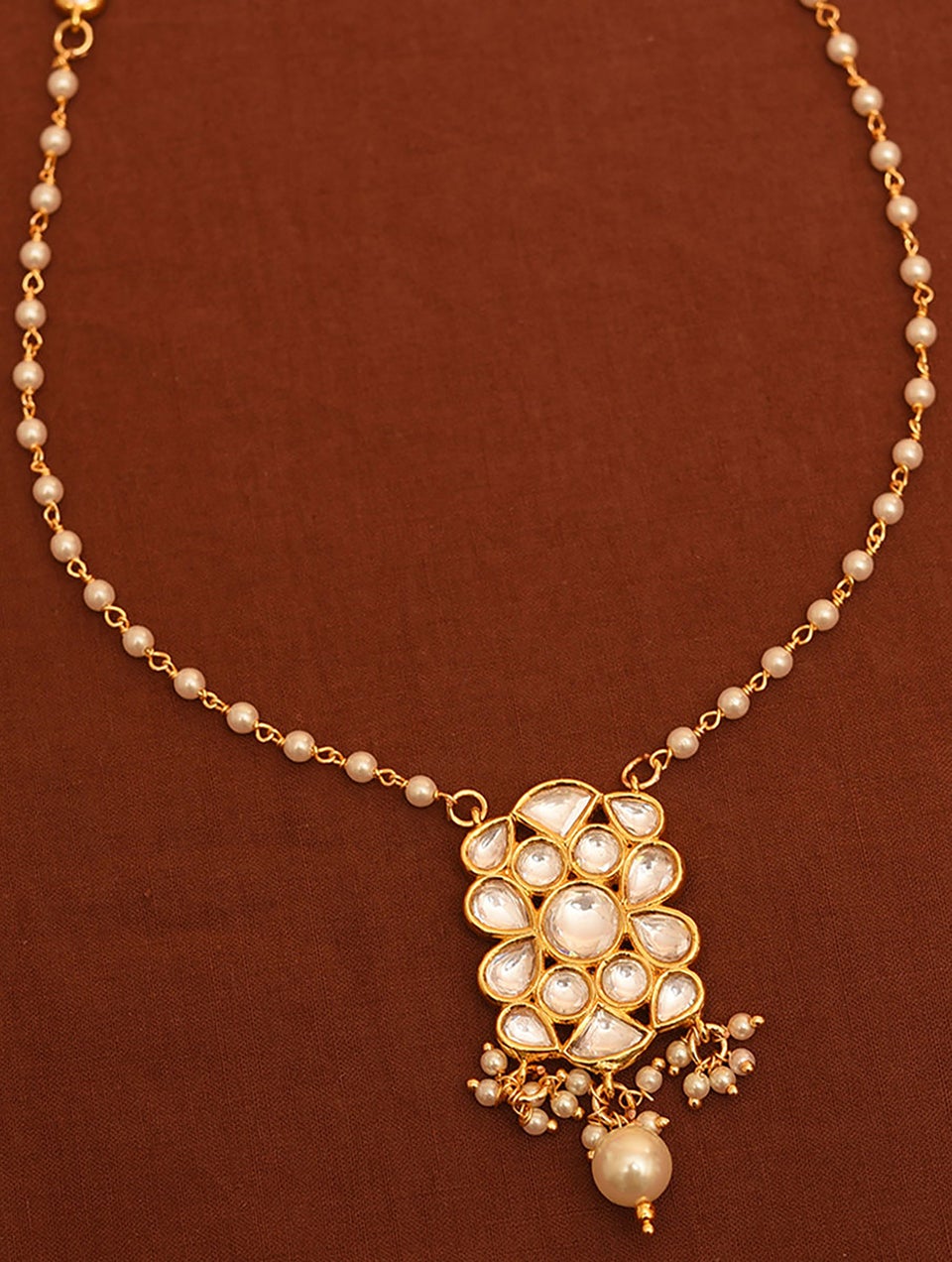 Women Gold Tone Foiled Kundan Necklace