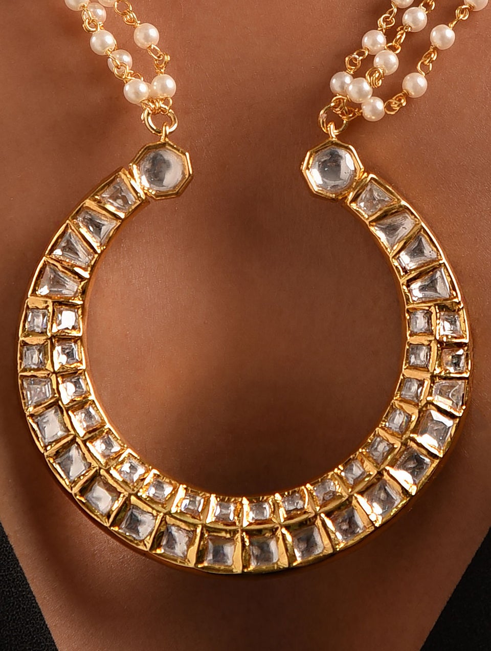 Women Gold Tone Foiled Kundan Necklace