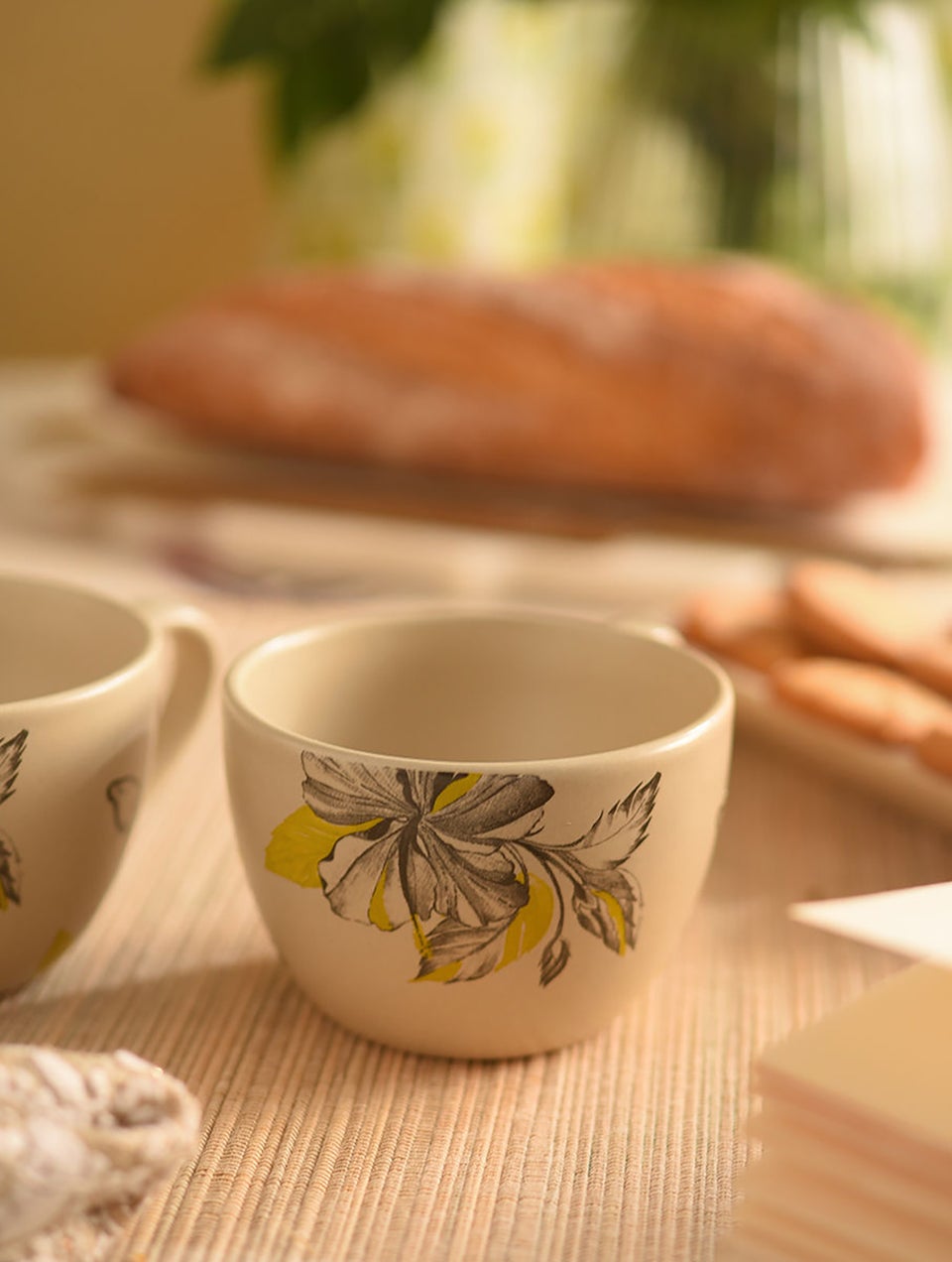 Hibiscus Printed Stoneware Tea Cups