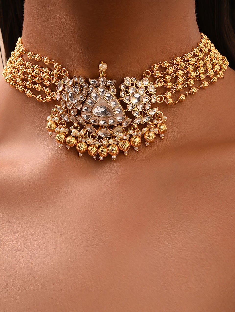 Women Gold Tone Foiled Kundan Necklace