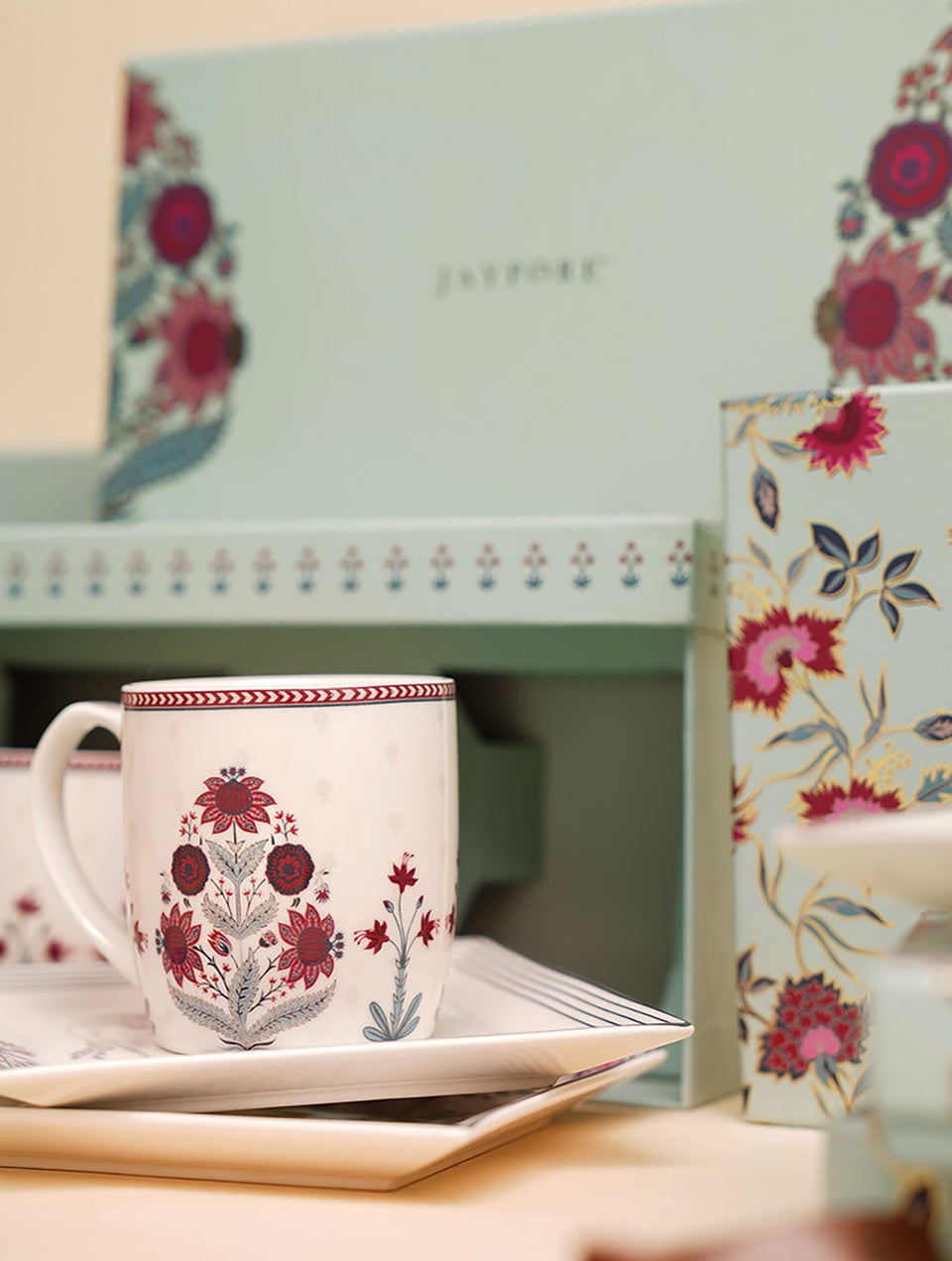 Mughal Inspired Porcelain Mug in A Gift Box