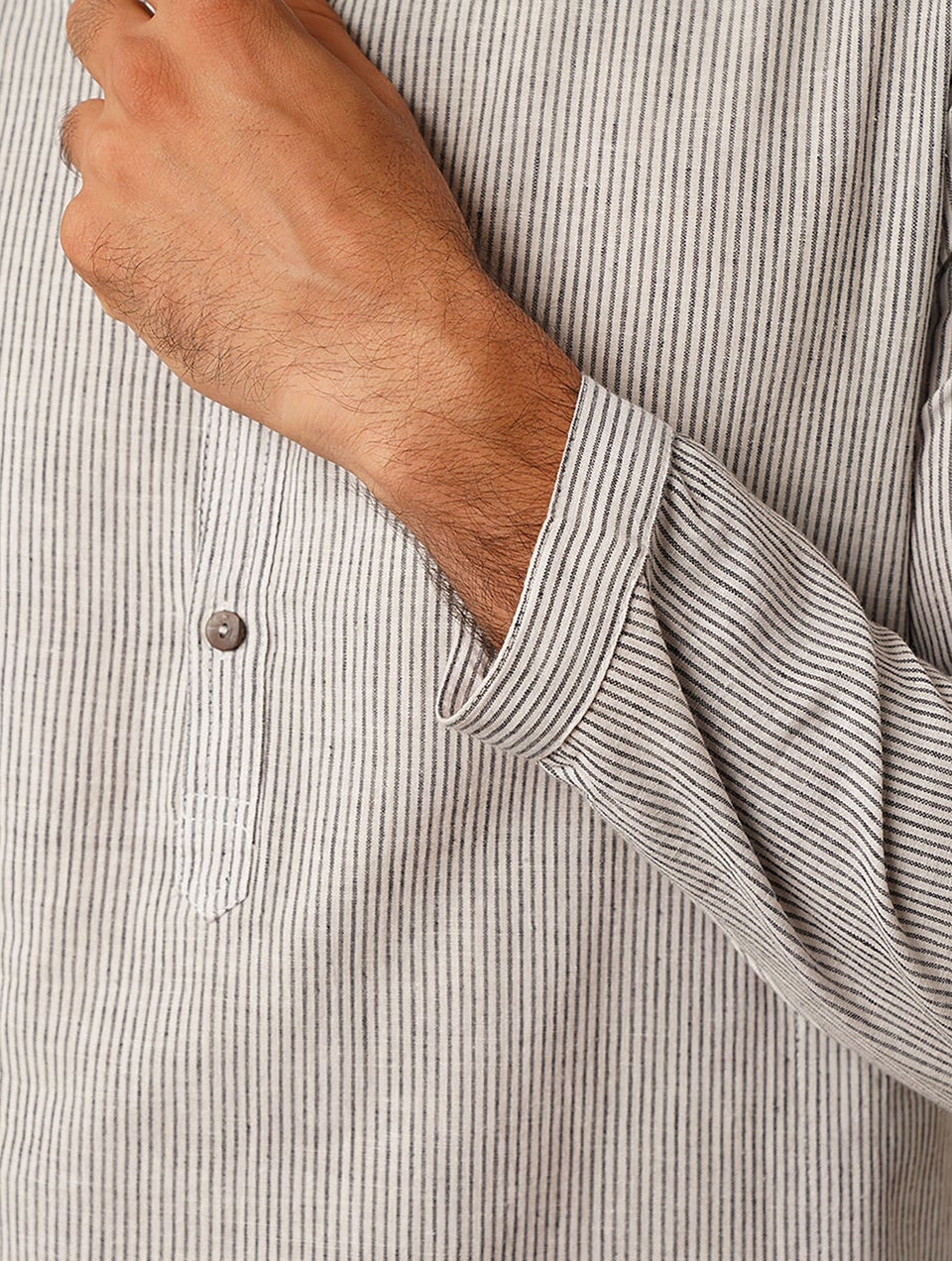Men White Cotton Handwoven Regular Fit Kurta - 40