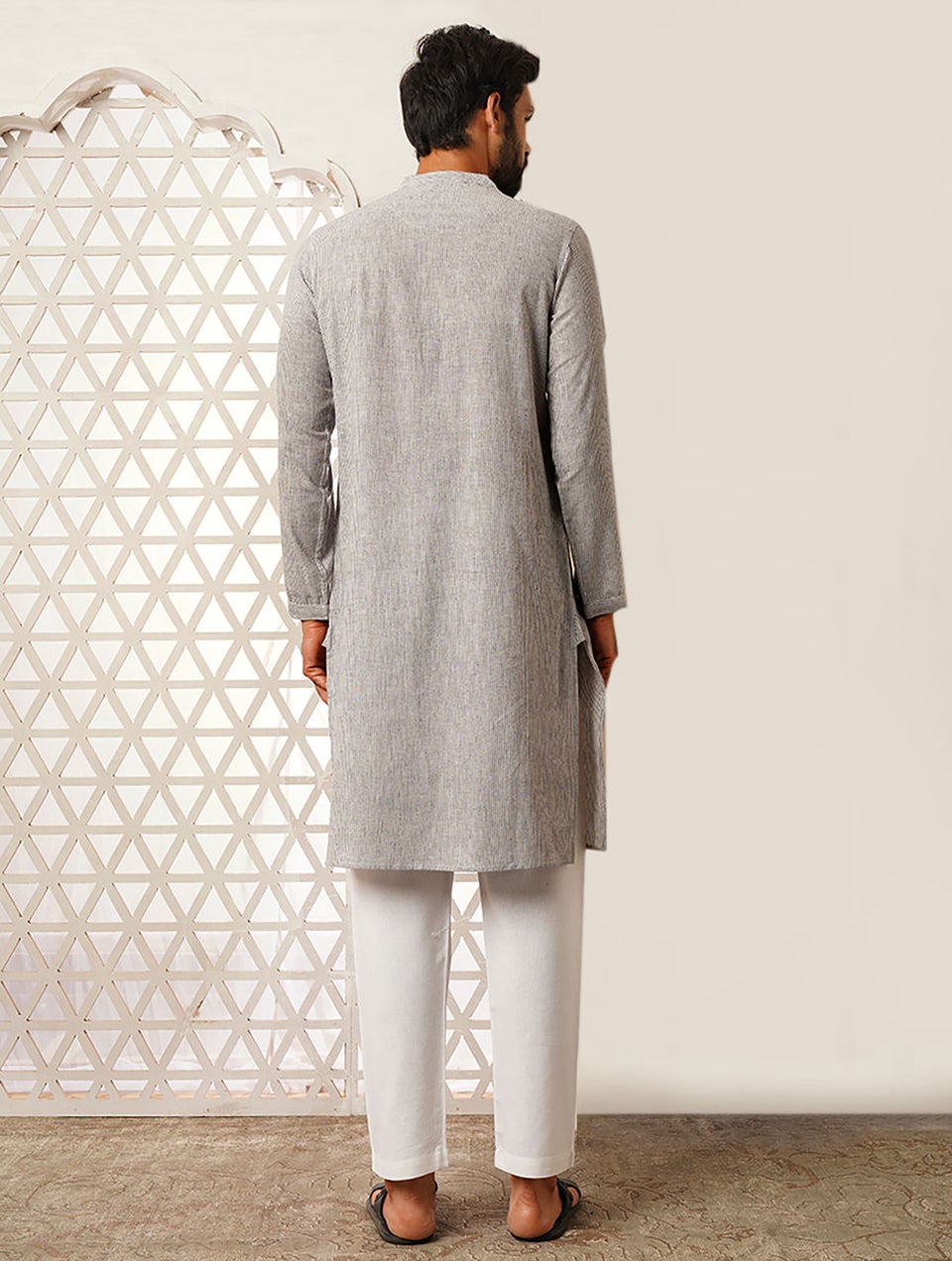 Men White Cotton Handwoven Regular Fit Kurta - 42