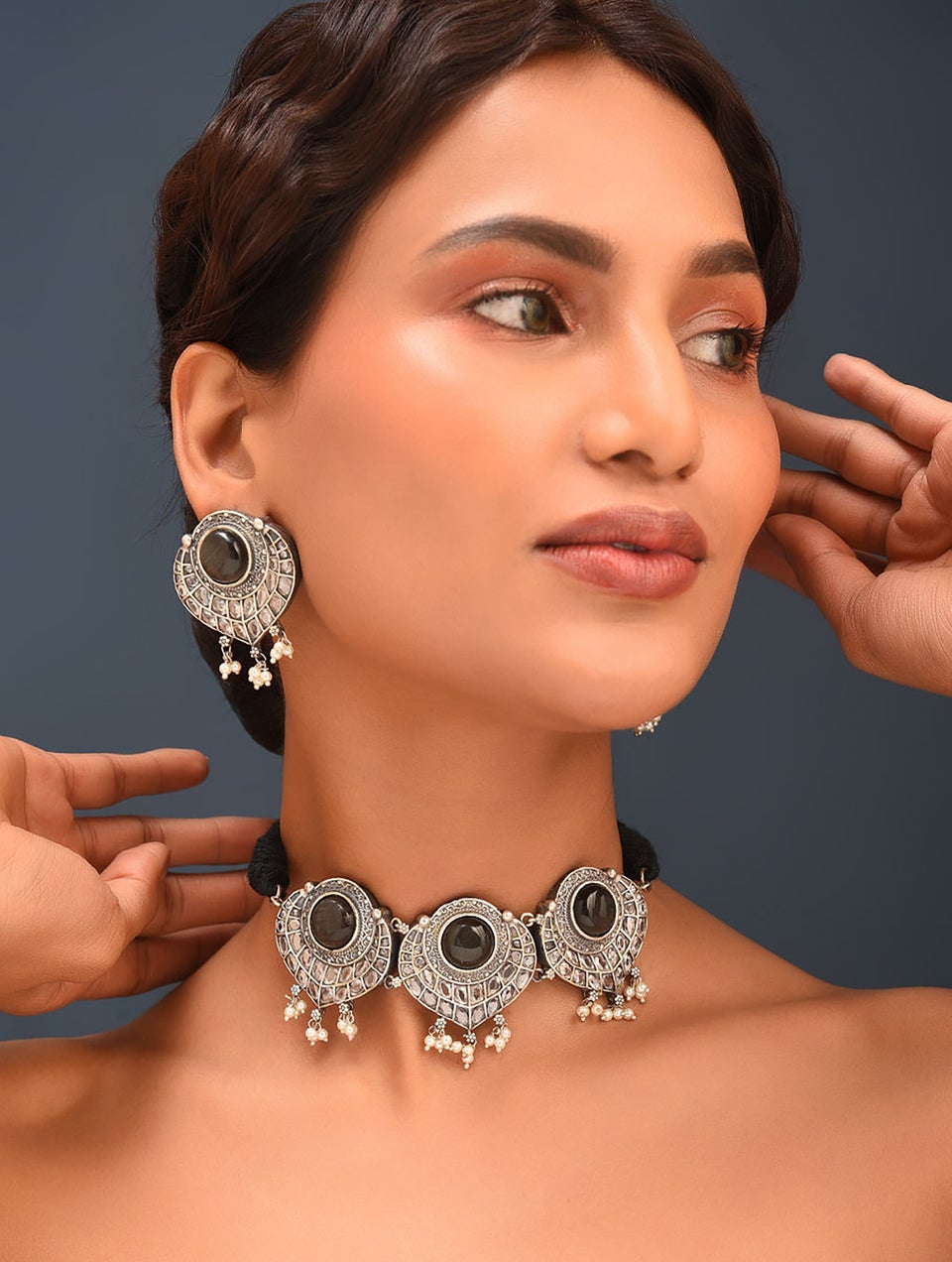 Women Black Silver Tone Tribal Necklace With Earring