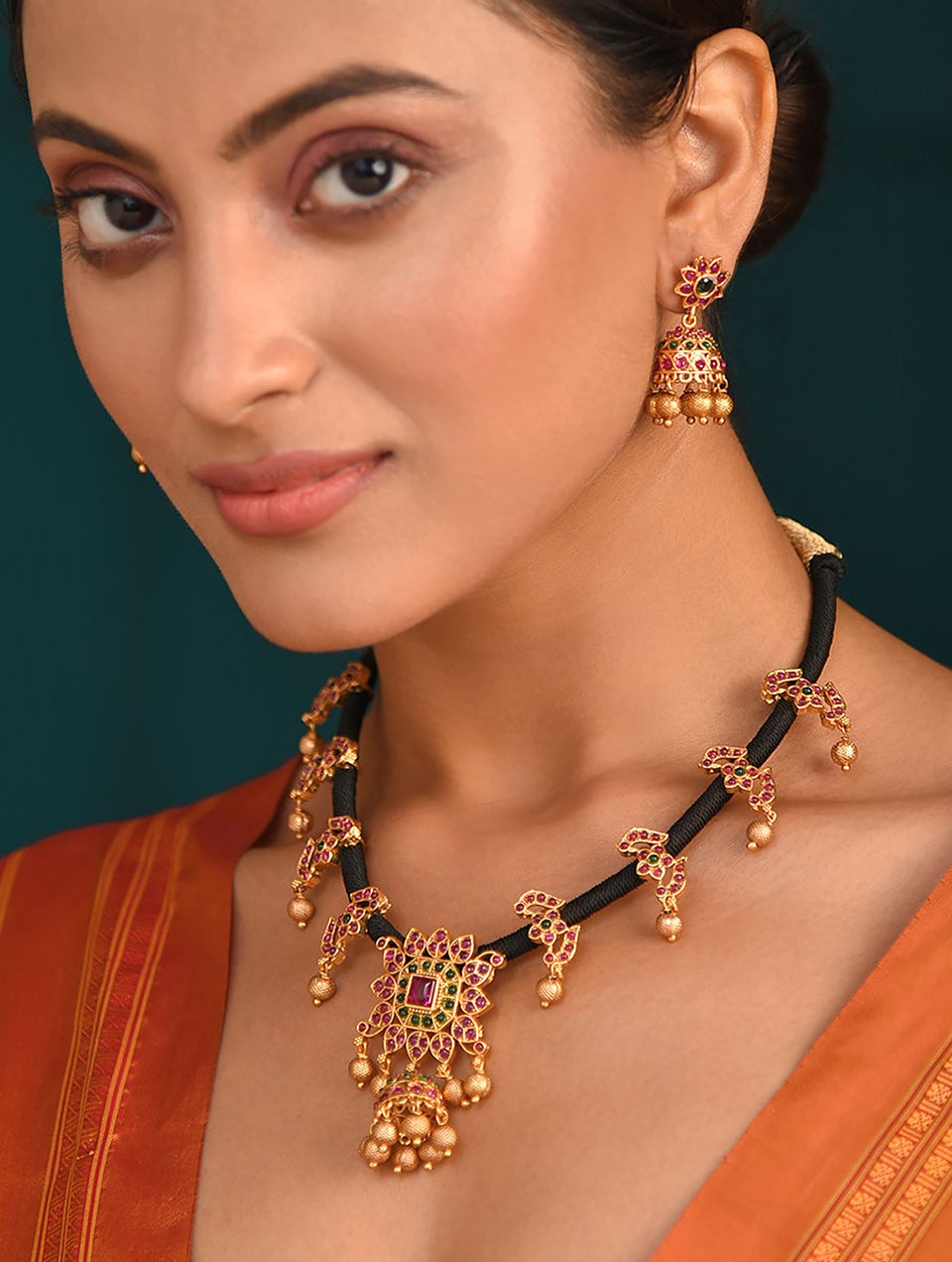Women Pink Green Gold Tone Temple Necklace With Earring