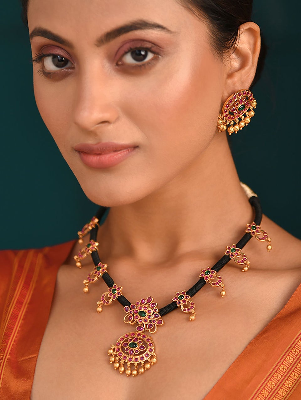 Women Pink Green Gold Tone Temple Necklace With Earring