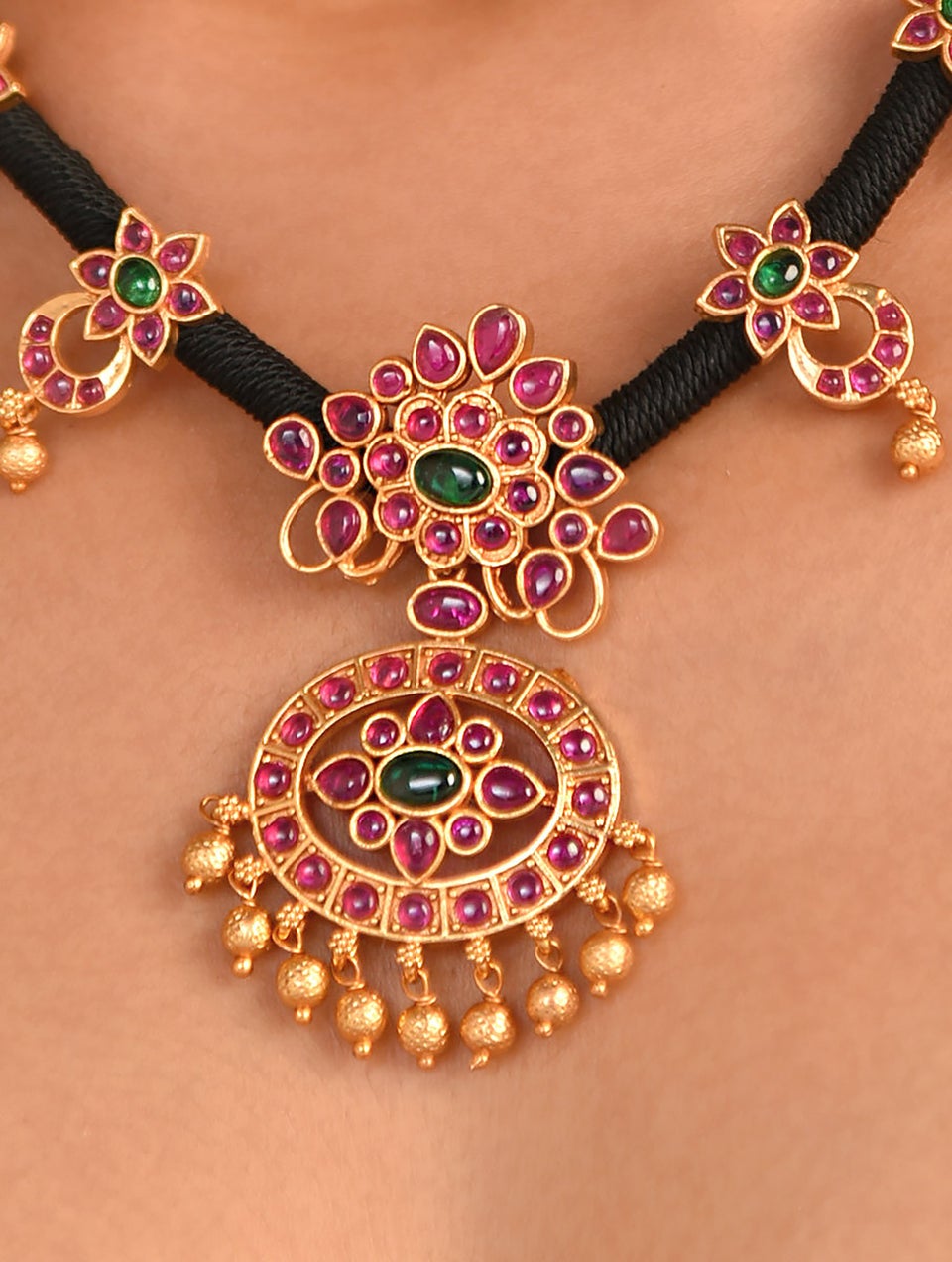 Women Pink Green Gold Tone Temple Necklace With Earring