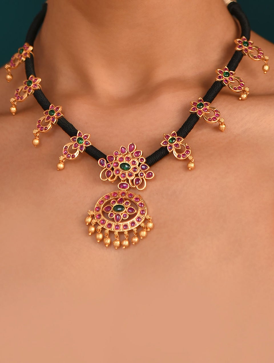 Women Pink Green Gold Tone Temple Necklace With Earring