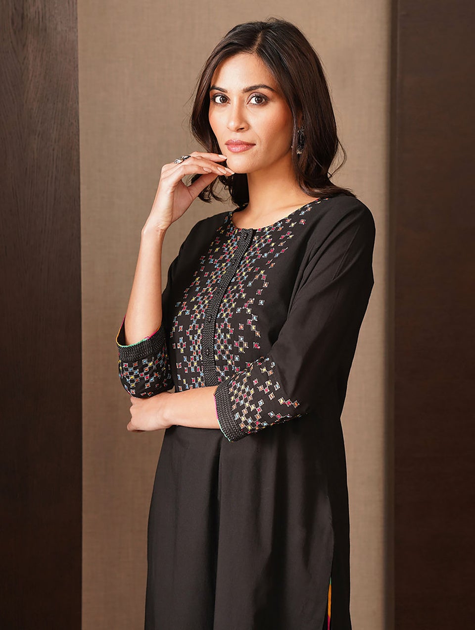 Women Black Embroidered Cotton Kurta - XS