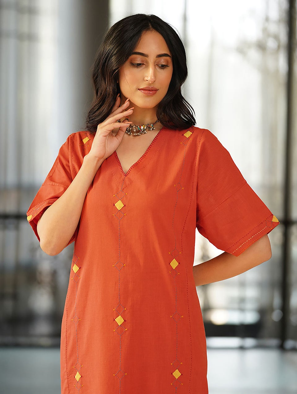 Women Red Cotton Applique V Neck Regular Fit Kurta - S-M
