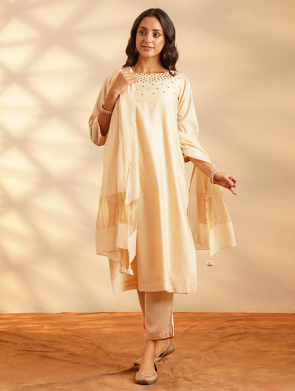 Women Beige Brown Cotton Silk Hand Embroidery Round Neck Regular Fit Kurta - XS