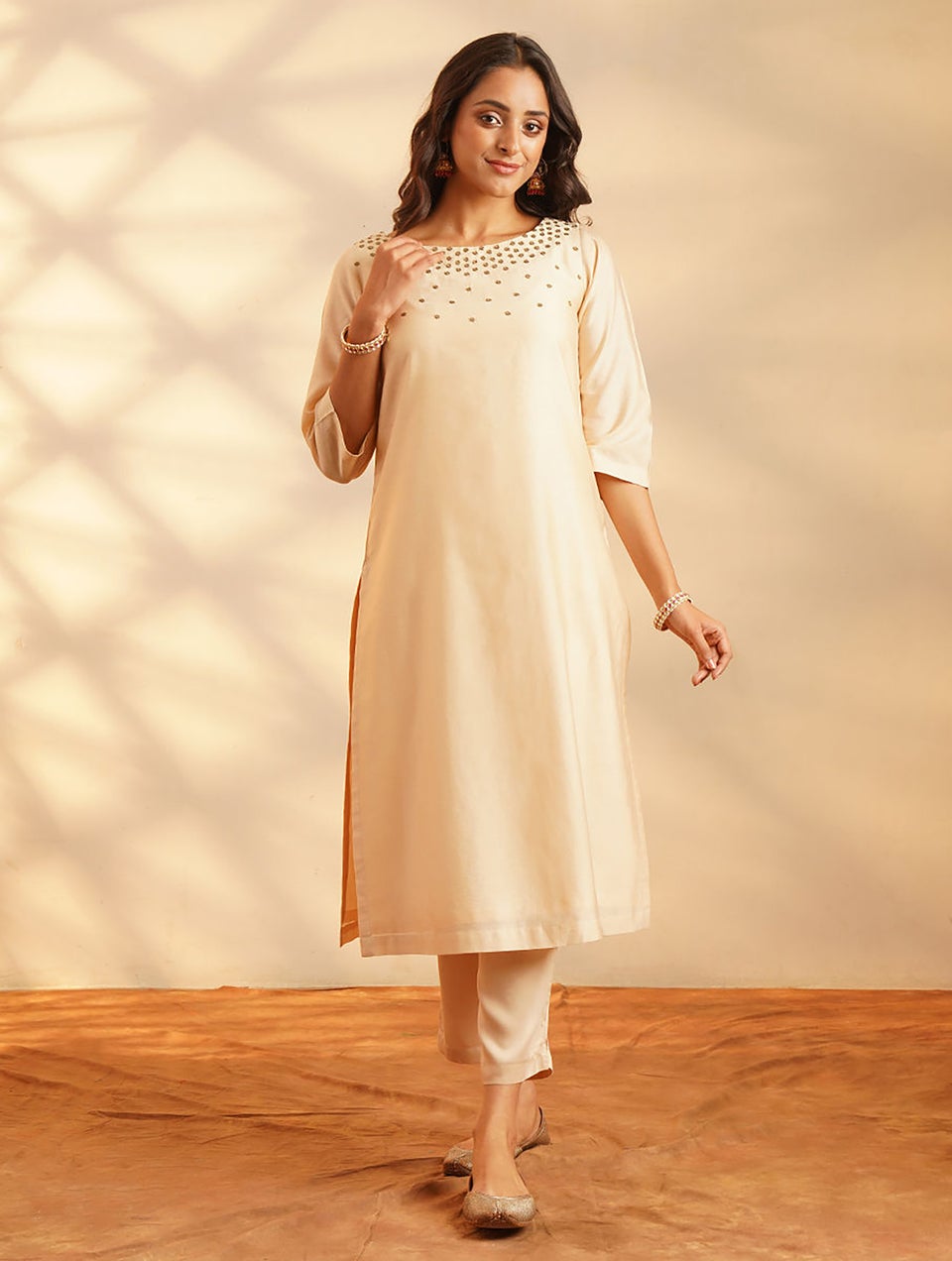 Women Beige Brown Cotton Silk Hand Embroidery Round Neck Regular Fit Kurta - XS