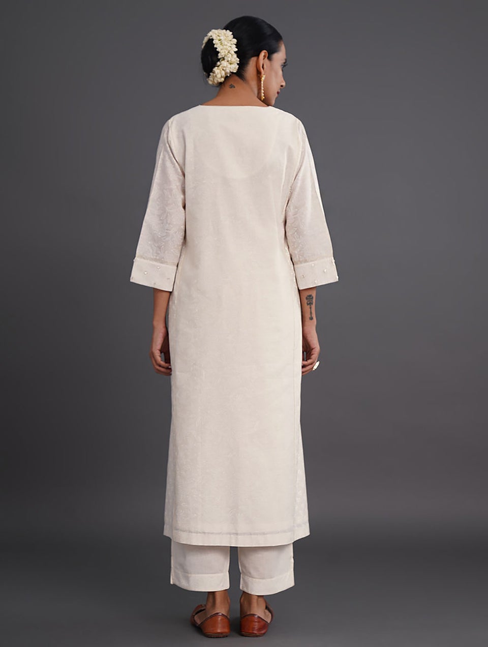 Women Ivory Embroidered Block Printed Silk Cotton Kurta - XS