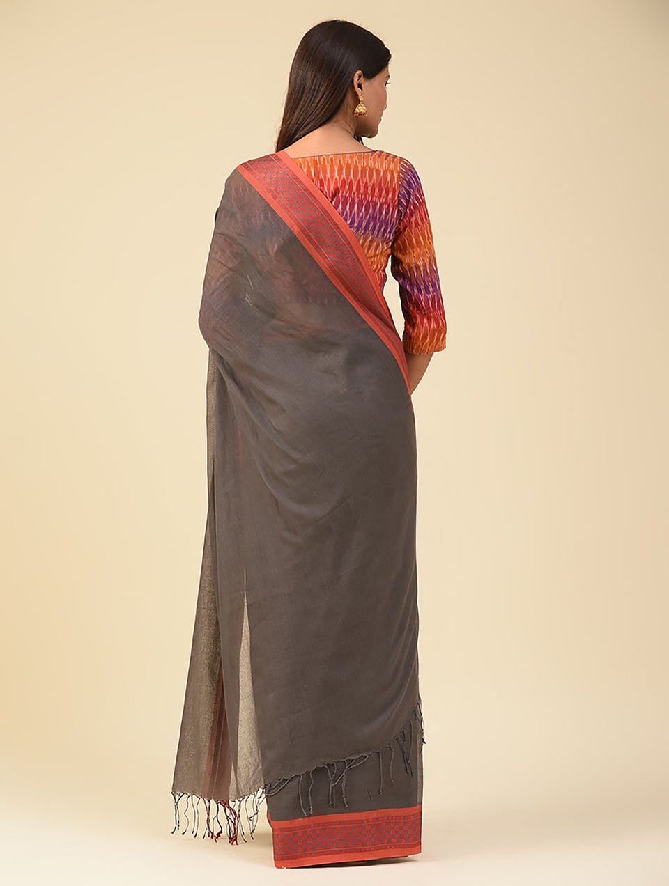 Women Grey Handwoven Cotton Handspun Saree