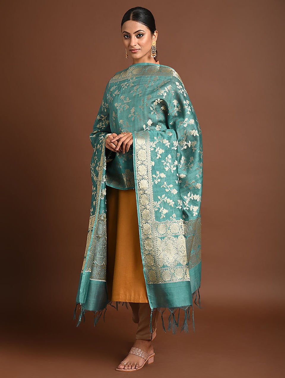 Women Green Handwoven Benarasi Silk Cotton Dupatta  