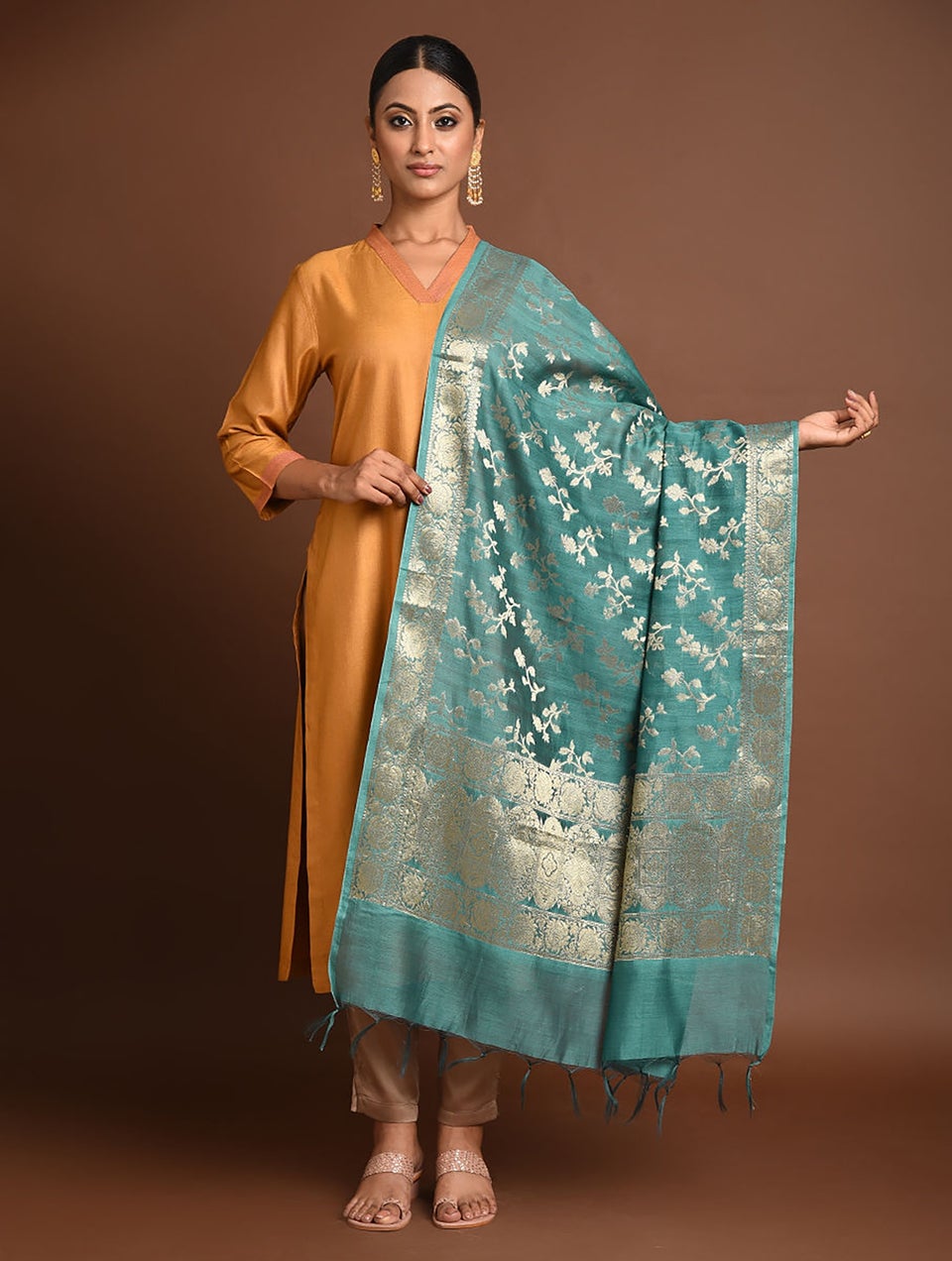 Women Green Handwoven Benarasi Silk Cotton Dupatta  