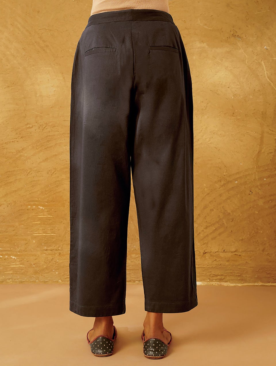 Black Natural Dyed Cotton Pants With Button Closure - XS