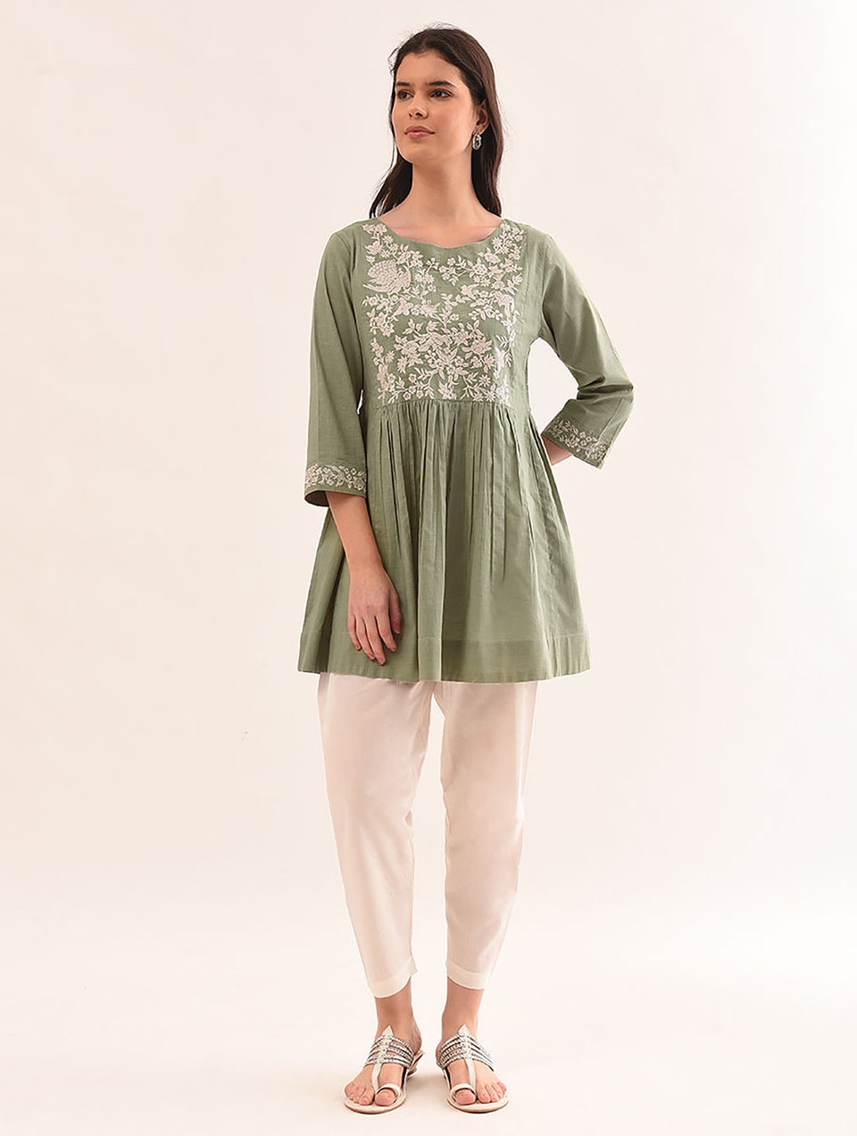 Women Green Cotton Embroidered Round Neck Regular Fit Tunic - XS