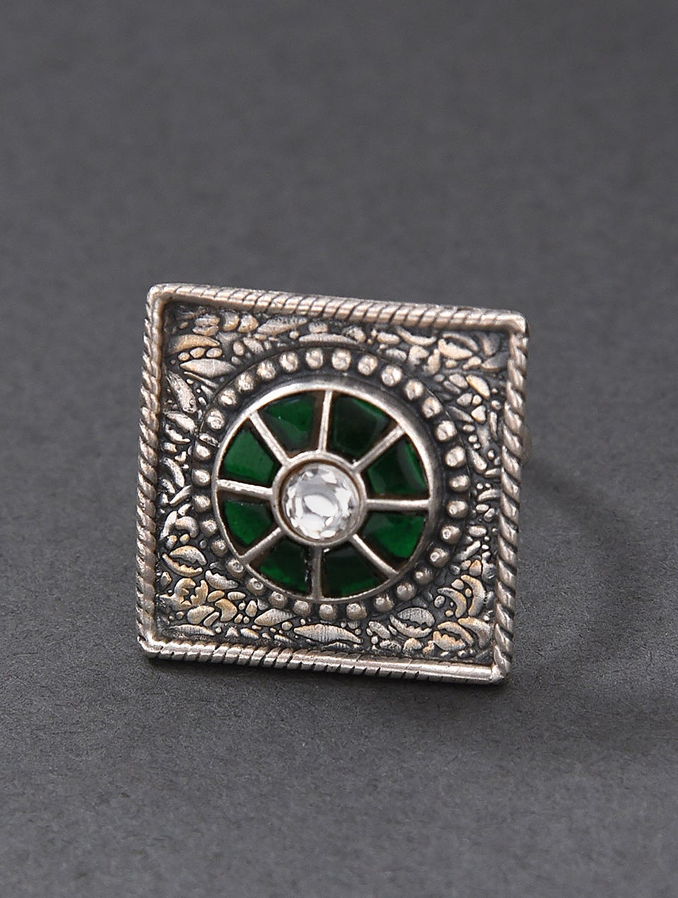 Women Green Tribal Silver Kundan Ring