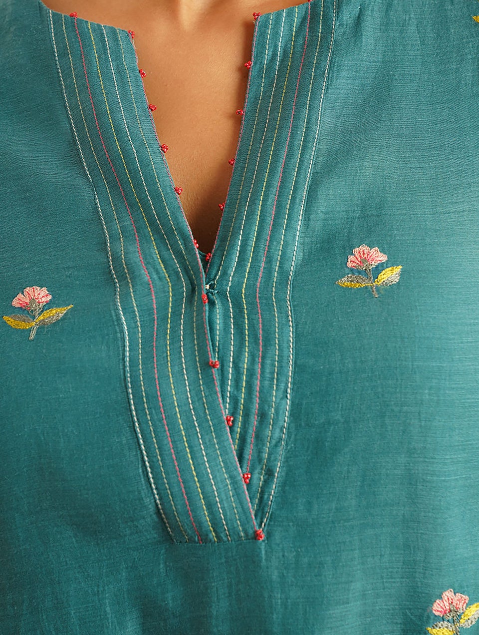 Women Teal Embroidered Silk Cotton Kurta With Slip - S