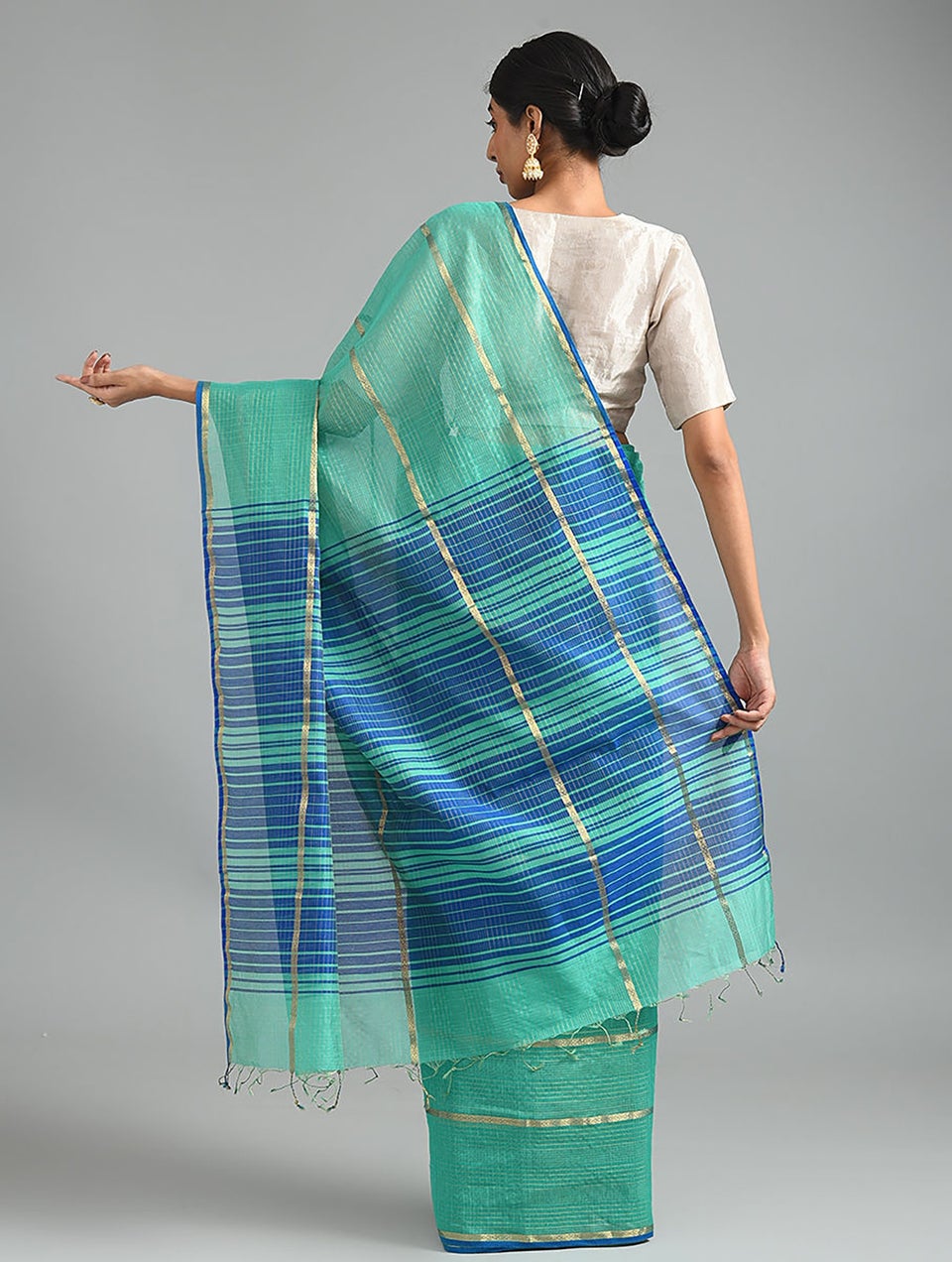 Women Green Handwoven Silk Cotton Saree