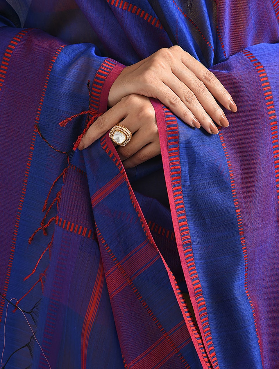 Women Blue Handwoven Silk Cotton Dupatta