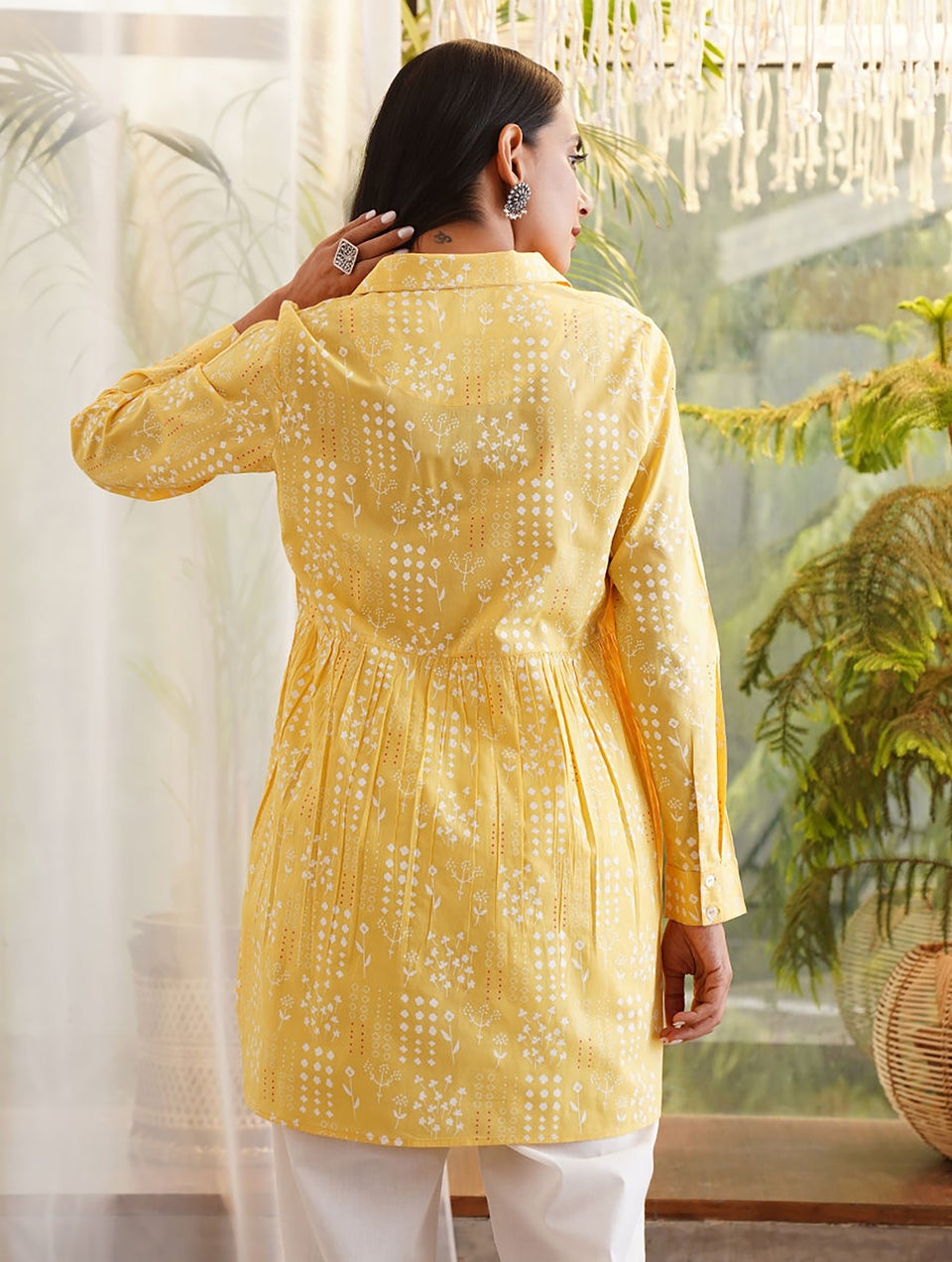 Women Yellow Cotton Printed Shirt Collar Regular Fit Top - XS
