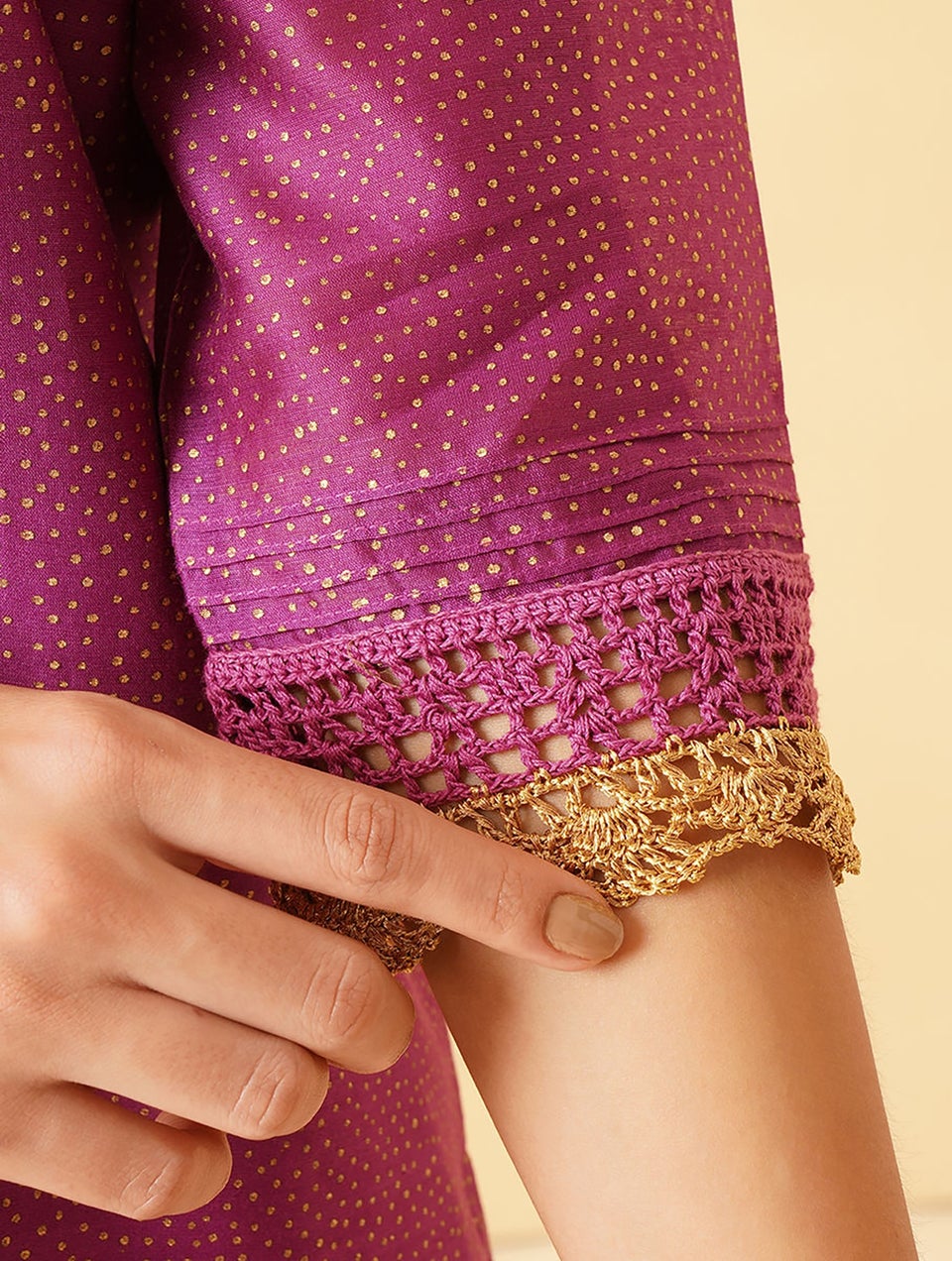 Women Pink Khadi Silk Cotton Kurta With Crochet - XS