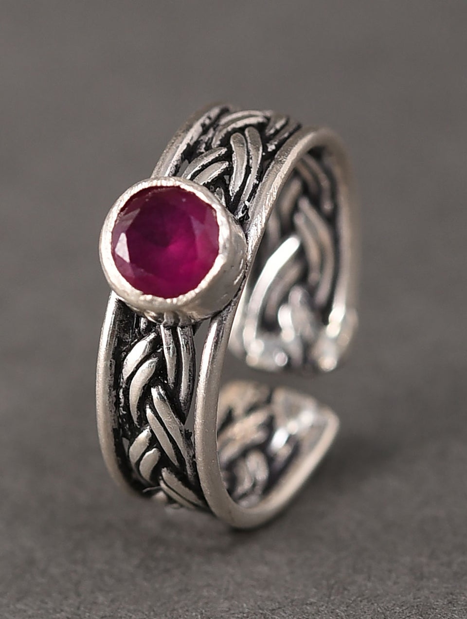 Women Ruby Pink Tribal Silver Toe Ring