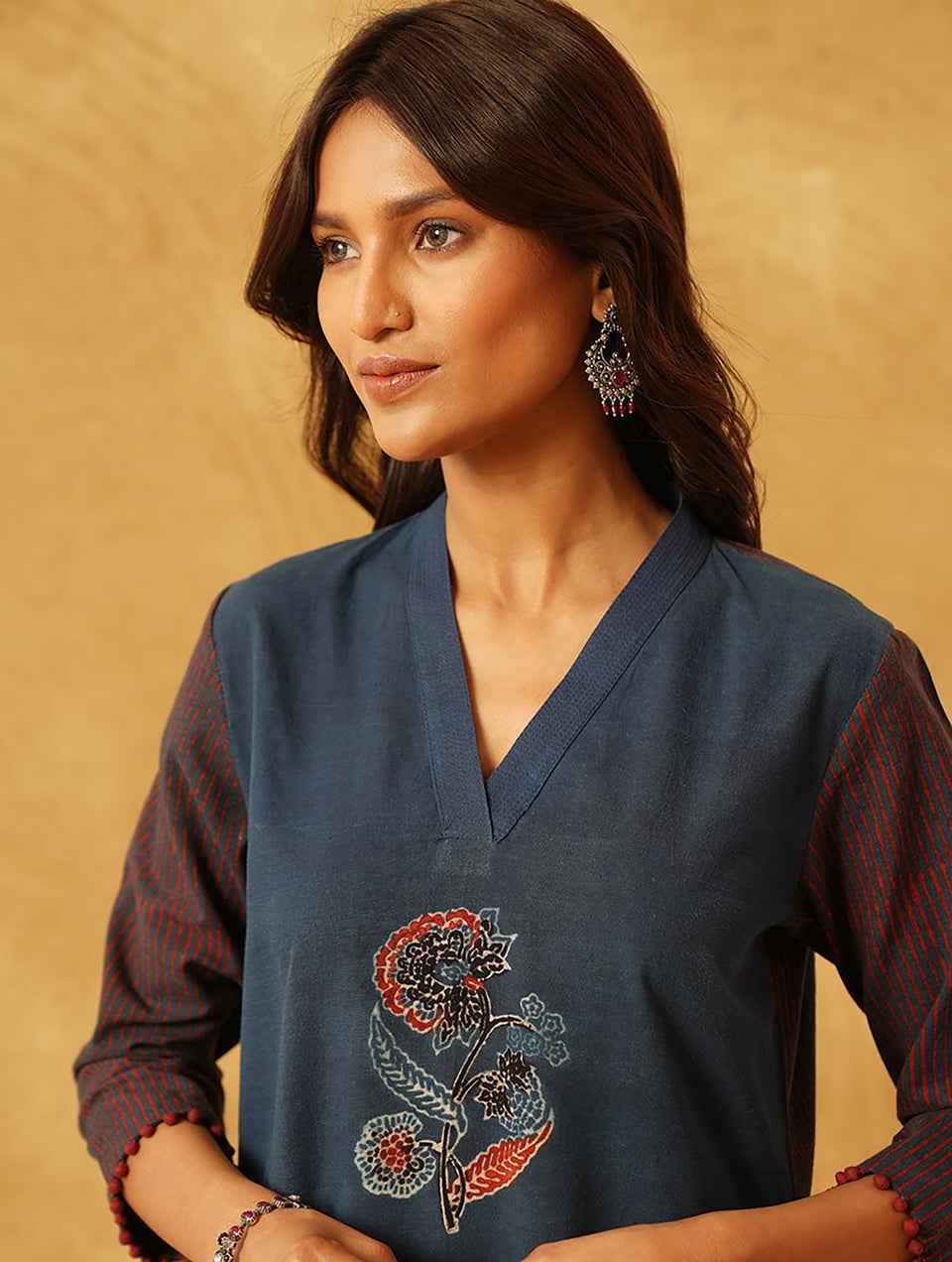 Women Indigo Blue Cotton Ajrakh V Neck Kurta - XS