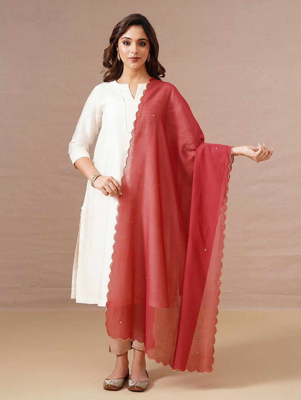 Women Red Embroidered Silk Cotton Dupatta With Scalloping