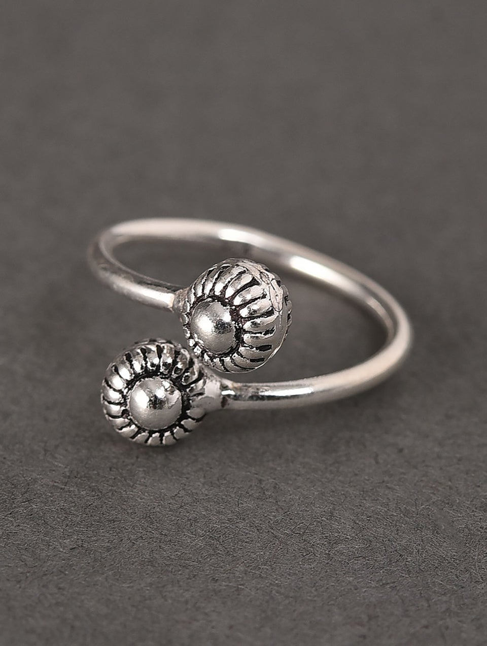 Women Tribal Silver Toe Ring