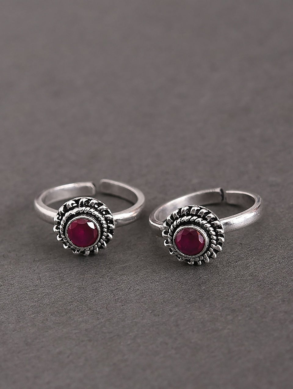 Women Red Tribal Silver Toe Ring